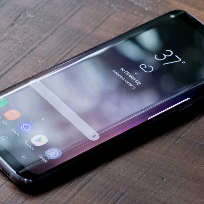 Samsung sẽ khắc phục lỗi ám đỏ màn hình trên Galaxy S8/8+ thông qua cập nhật phần mềm
